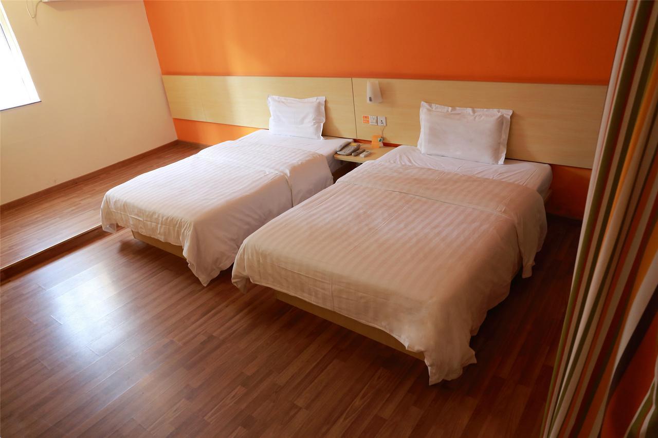 7Days Inn Qingdao Development Zone Jinshatan Экстерьер фото